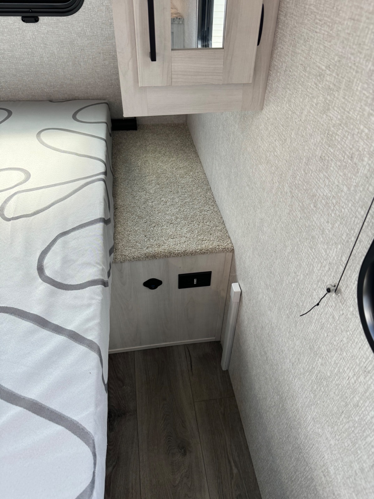 Travel trailer, photo 19 of 26